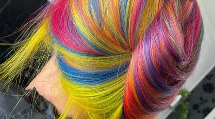 Nikky's Hair image 2