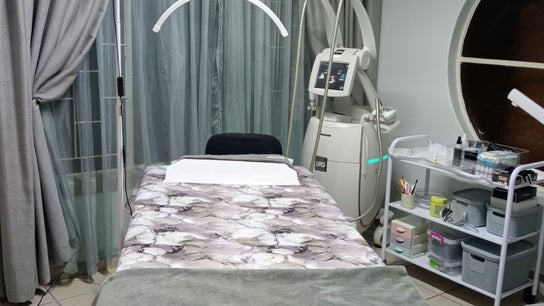 Zwartkop Centurion - Absolute Divine Glow Endermologie TM & Aesthetics Clinic