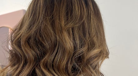 Simply you Hair and Beauty Ltd изображение 3
