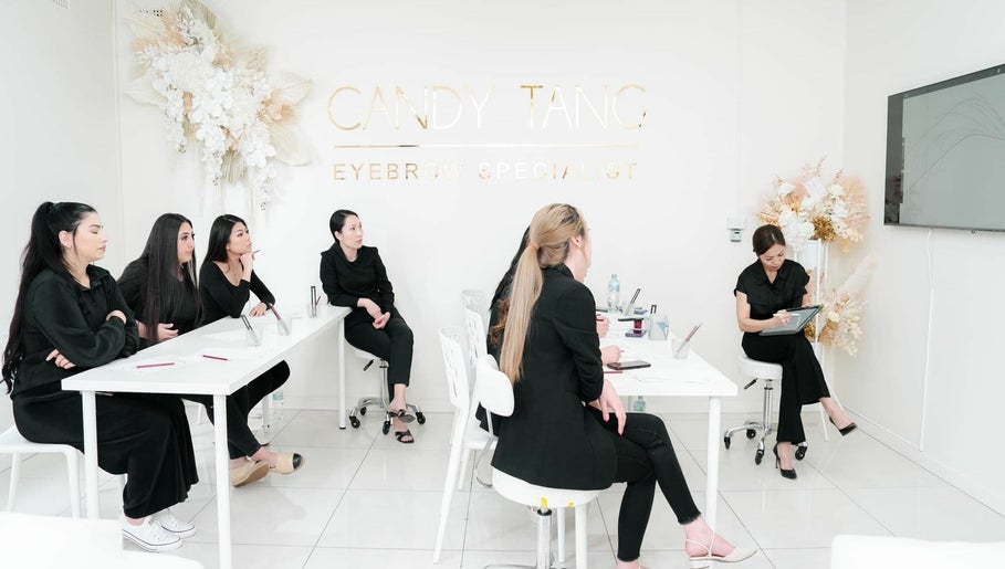 Εικόνα Candy Tang Beauty Academy 1