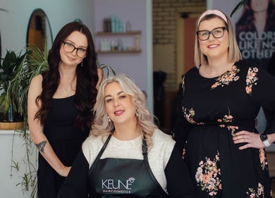 Professional team at Strawberri Blonde salon, Geeveston, Tasmania, AU, showcasing stylish hair and fashion.