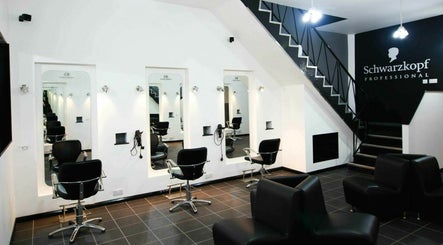 Charlie Browns Hair Studio Ltd