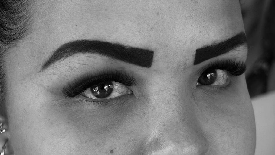 Marche's Lashes image 1
