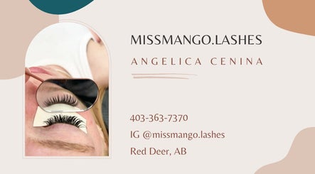 Eyelash extension service at Missmango.lashes (Angelica) in Red Deer, Alberta, CA. Elegant beauty service.
