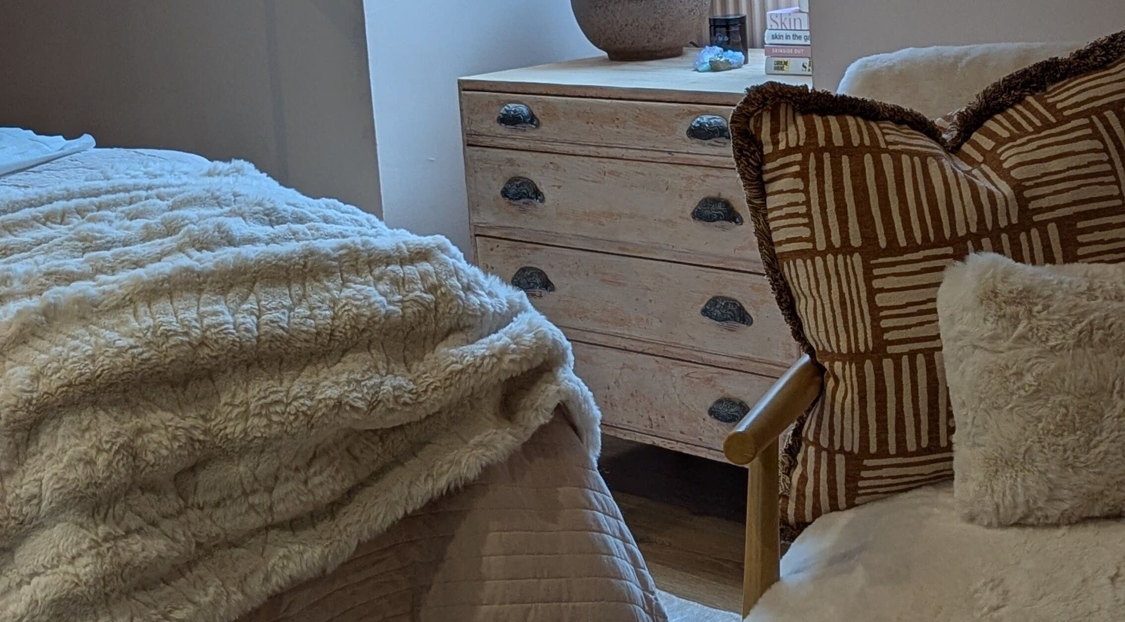 Warm and inviting decor at Glow Studio by Suzanne Wilson in Musselburgh, Scotland, GB.