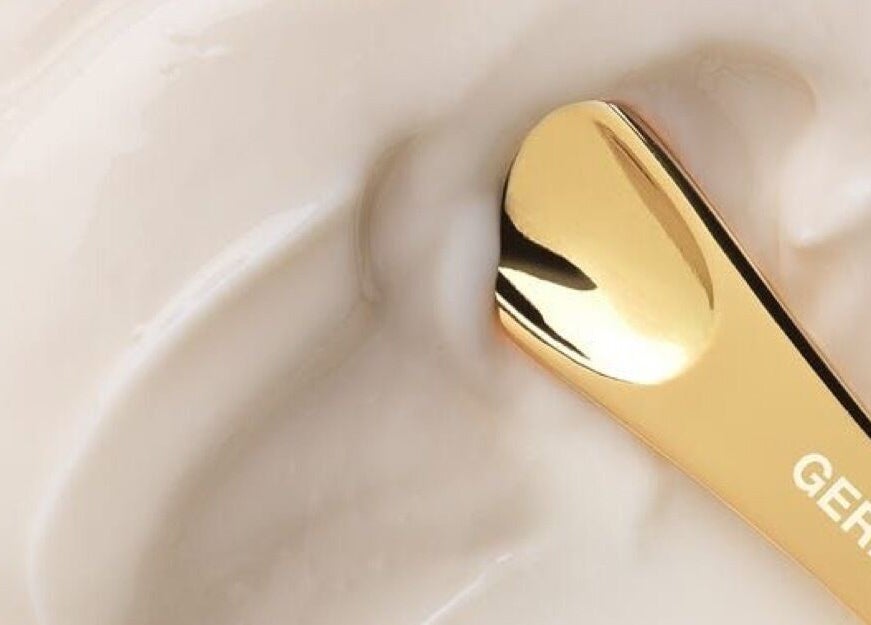 Luxus arany kanál és krém a Résine Szépség Szalonban, Békéscsaba, HU.