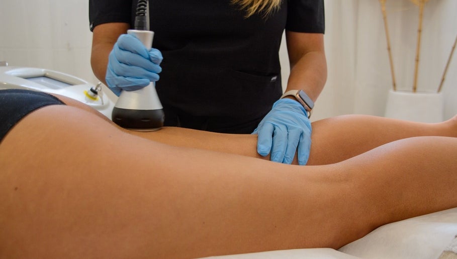 Body contouring session at The Body Contouring Experts | LuxBodi Brisbane in Enoggera, Queensland, AU.