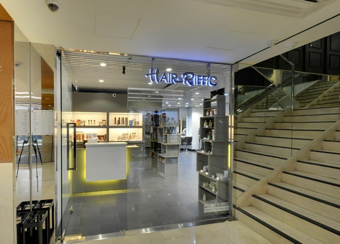 Entrance of Hair - Riffic salon in 香港島, 香港島, HK, featuring a sleek design and modern interior.