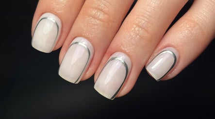 Nails Carlis