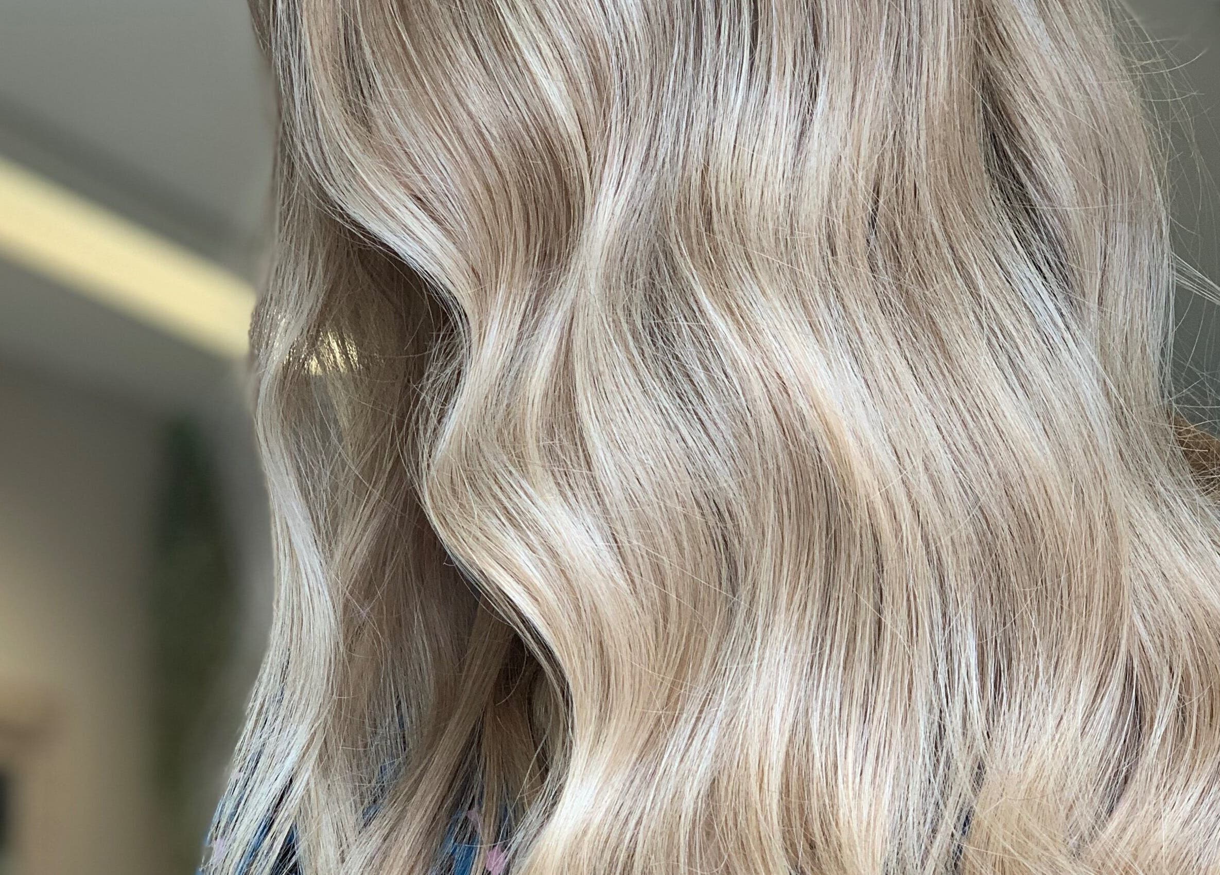 Blonde waves at Obsessedhair by Dearbhaile in Limerick, County Limerick, IE showcasing expert styling.