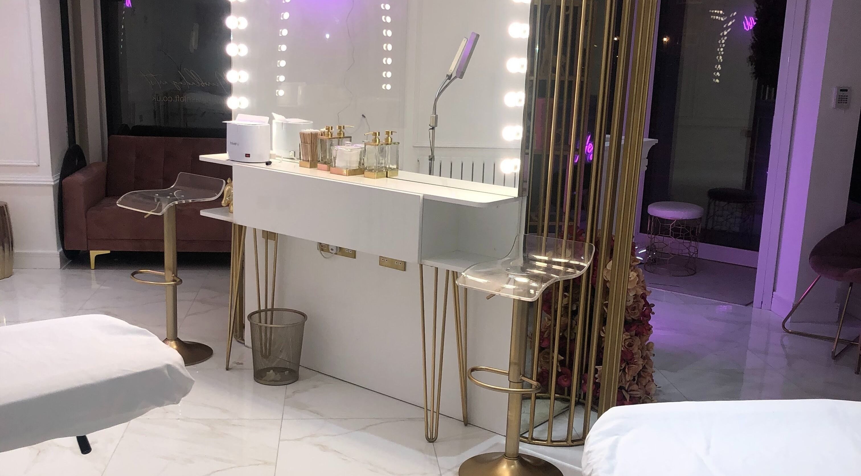 Chic beauty station at The Lashloft, Newcastle upon Tyne, England, GB with modern decor and soft lighting.
