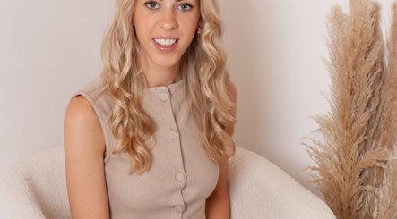 Lucy Contessa Salon & Training, bilde 2