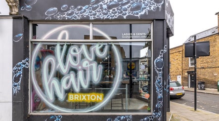 Love Hair Brixton billede 3