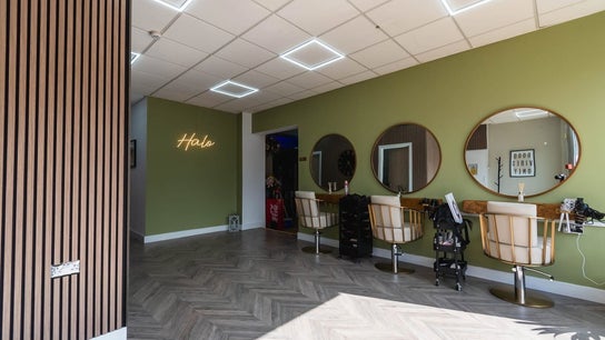 NR Beauty Lounge