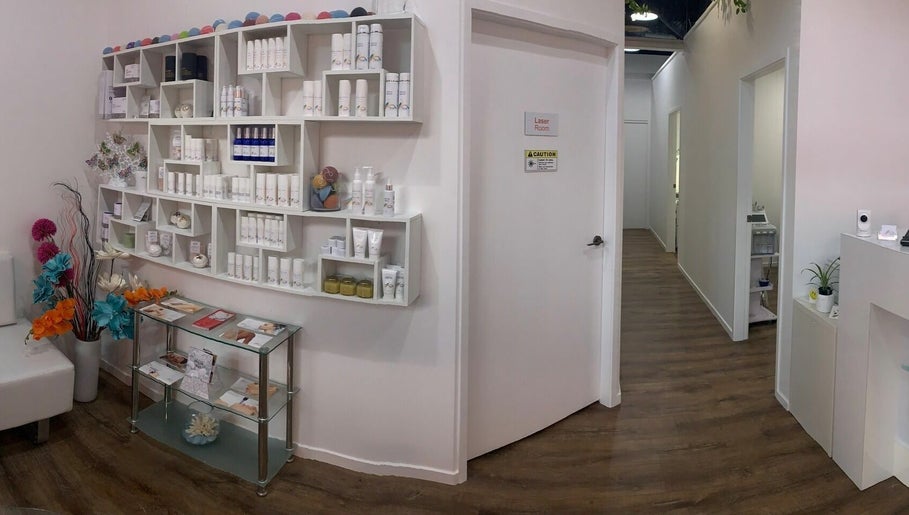 Neue Skin Clinic at Moonee Market – obraz 1