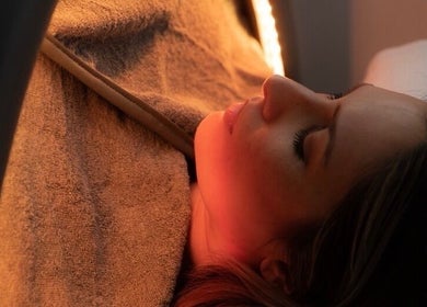 Relaxing infrared therapy at Saunapod, Falmouth, England, GB offering rejuvenating wellness experience.