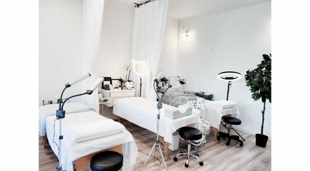 HBeautySalon image 2