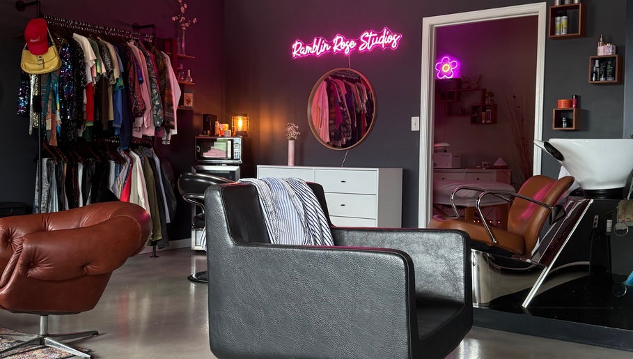 Ramblin’ Rose Studios slika 1