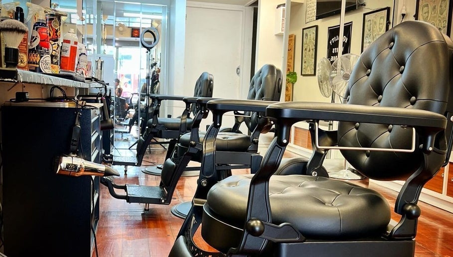 Barbers On Manners, bilde 1