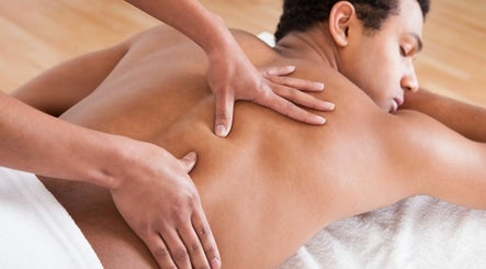 Immagine 2, Spa Service in Jhansi | Best Massage Service in Jhansi