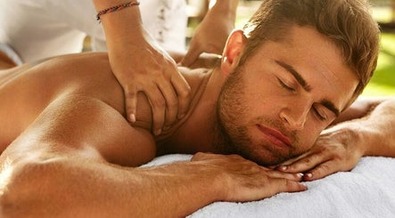 Immagine 3, Spa Service in Jhansi | Best Massage Service in Jhansi