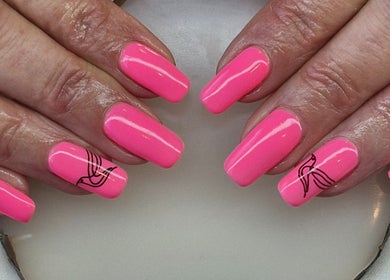Bright pink nails with artistic design at Nails by Kelly, Waipu, Northland, NZ. Perfect nail art for style.