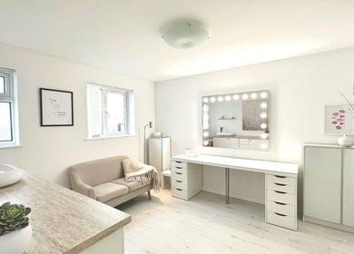 Chloe Bond MUA chic beauty studio with elegant decor in Barnstaple, England, GB.