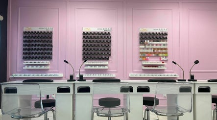 The Doll Haus Beauty Bar