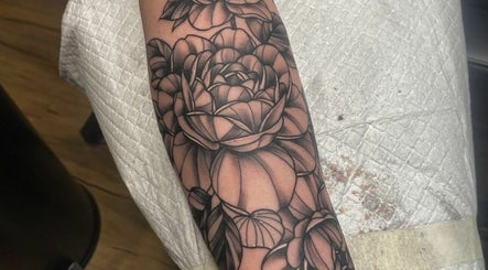 Graceless Tattoos зображення 3