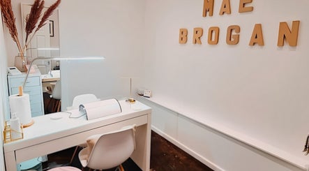 hình ảnh 2 của Mae Brogan Nails- Baker Miller