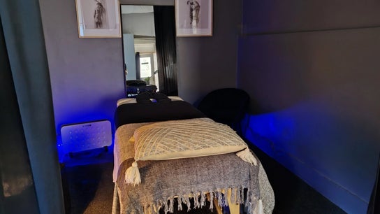 Body Shop Studio For Men
