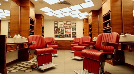 Y-12 Salon Ritz Carlton  image 3