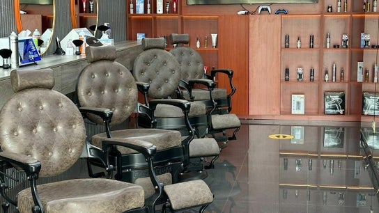 Luckys Signature Gents Salon