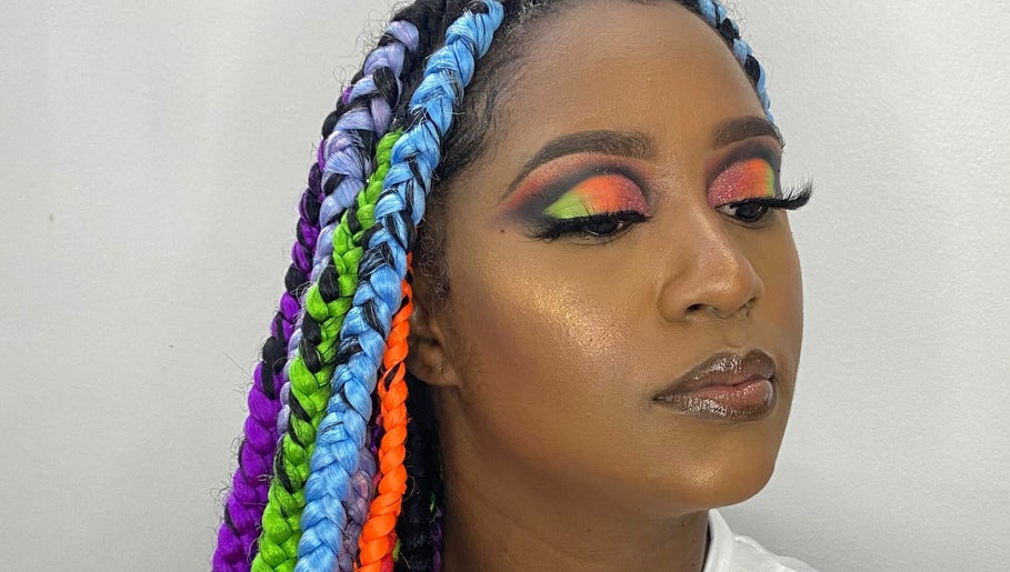 Brushhed By Shakeira image 1