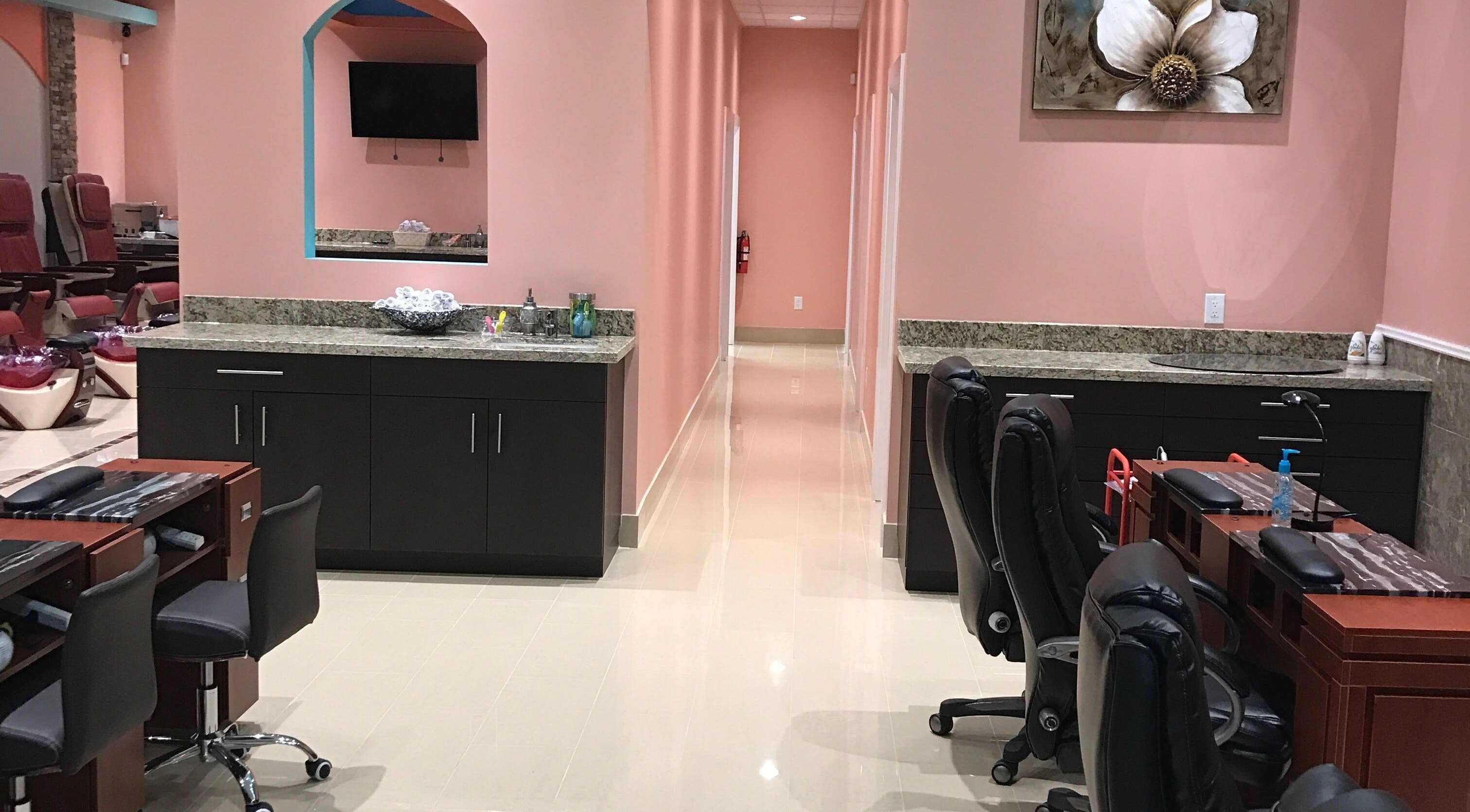 Modern LG Nails and Spa in Katy, Texas, US featuring stylish nail stations and comfortable seating.