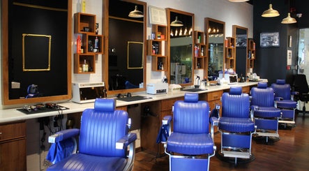 MK Barbershop Dar Al - Wasl Mall billede 3