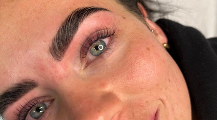 Hello Beauty Studio image 3