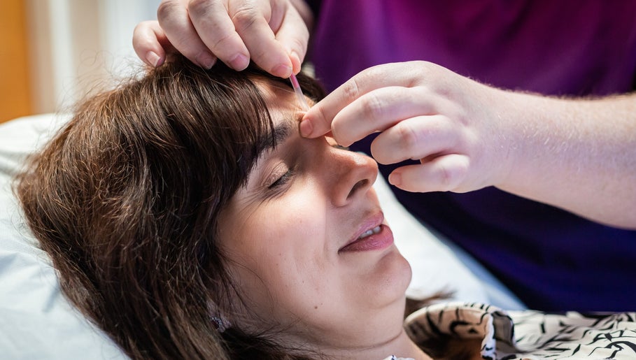 Facial acupuncture at Deanna Thomas Acupuncture & Wellbeing, Middlesbrough, England, GB for relaxation.