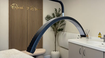 Sleek lighting in Blush and Bloom Cosmetics treatment room, Nantwich, England, GB.