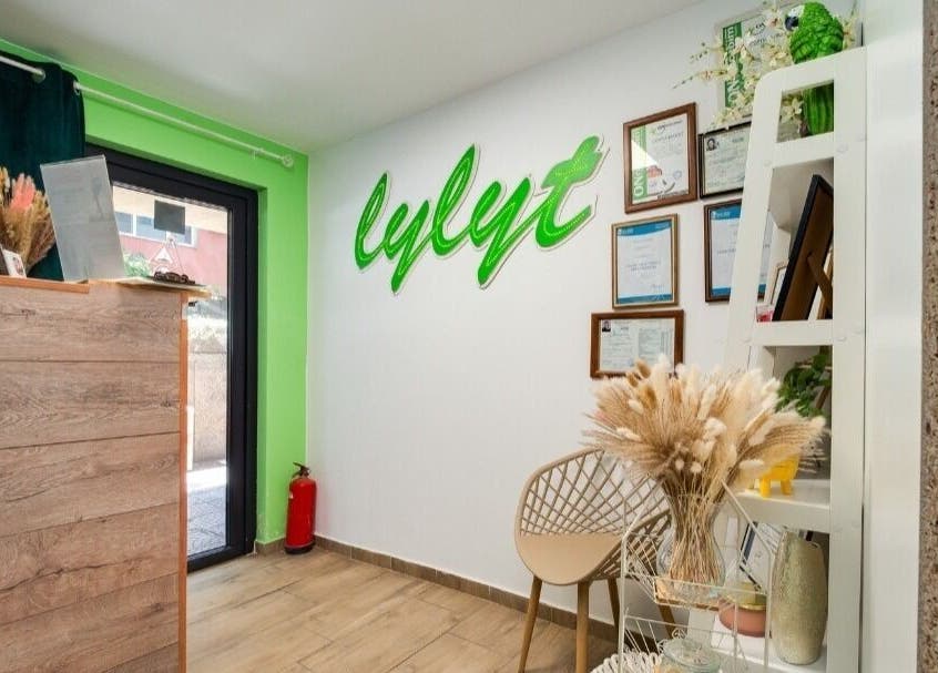 Рецепция и декор в Mrs. Lylyt - козметичен кабинет, София, Област София, BG.