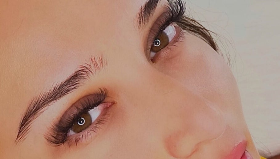Urbane Lash Studio image 1