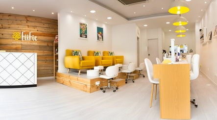 Naco Moscavide (USA - Nail - Beauty - Massage) صورة 2