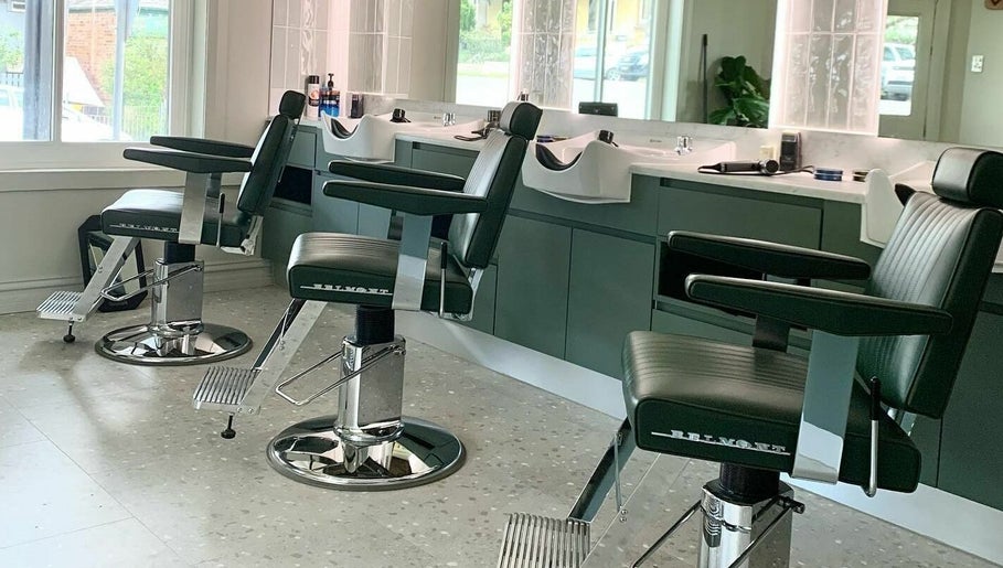 Gentry Barbers, bild 1