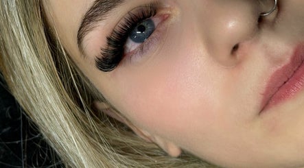 Brows & Blush
