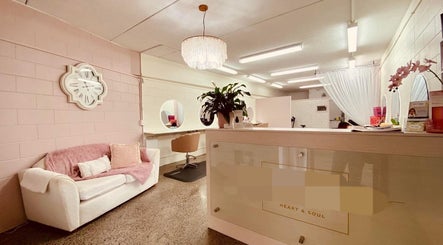 The Nail Bar