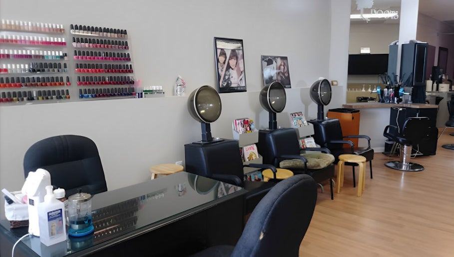 Roots Salon зображення 1