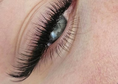Close-up of eyelash extensions at TheBeautyMum, Skelmersdale, England, GB.