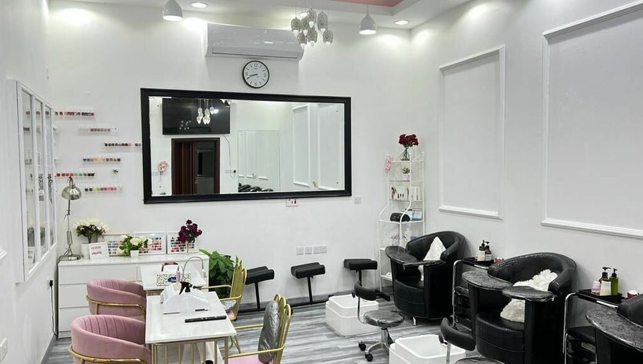 Taif Beauty Salon Bild 1