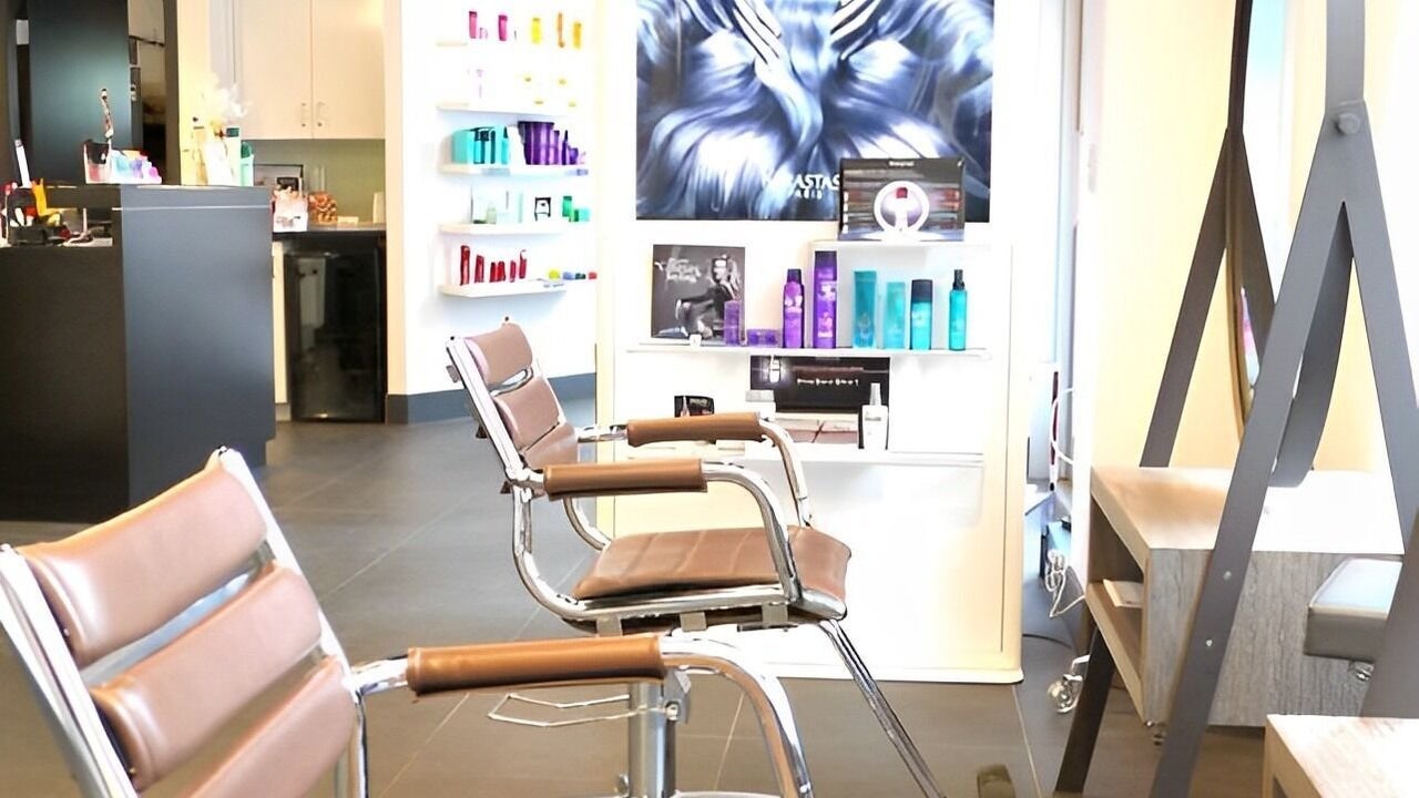 アイケア salon air Hair Salon - 794 Richards Street - Vancouver | Fresha