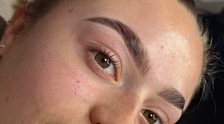 Brow Babes - BrowZ by Harry